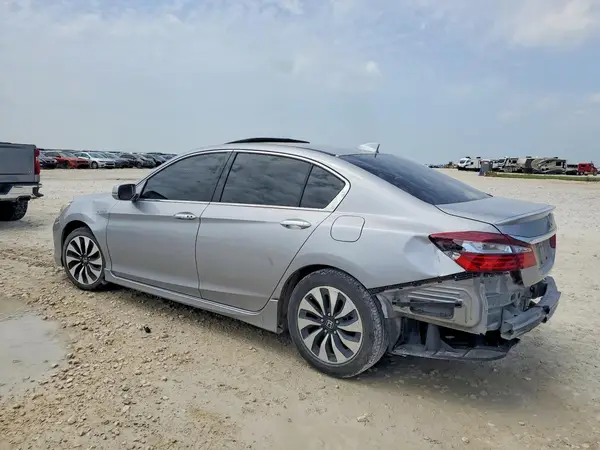 JHMCR6F73HC018284 2017 HONDA ACCORD - Image 2