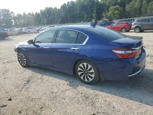 JHMCR6F73HC022965 2017 HONDA ACCORD - Image 2