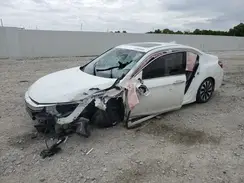 JHMCR6F73HC025932 2017 HONDA ACCORD