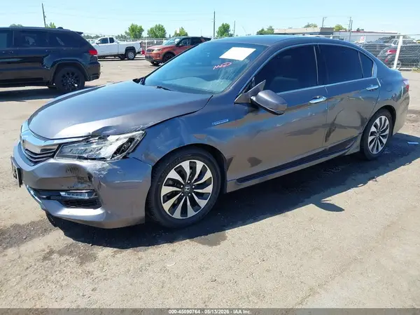JHMCR6F73HC027423 2017 HONDA ACCORD - Image 2