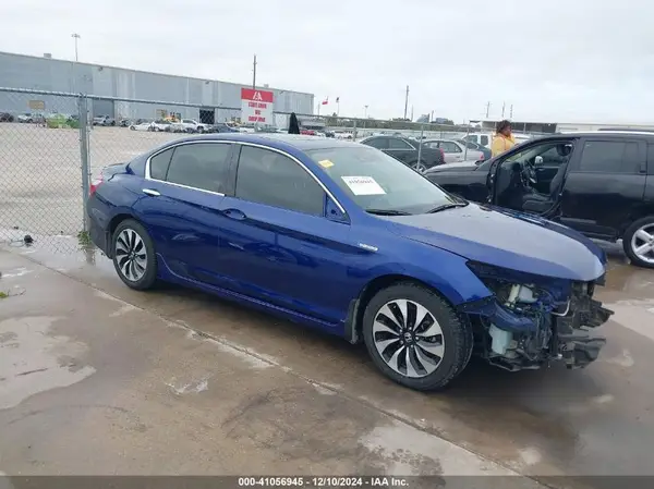 JHMCR6F73HC028099 2017 HONDA ACCORD - Image 1