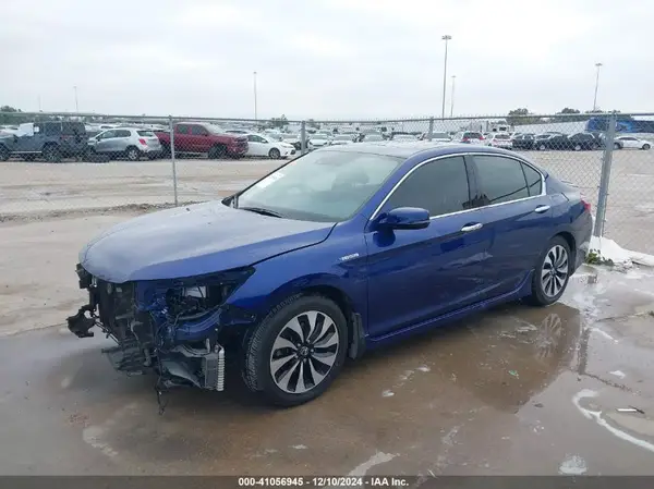 JHMCR6F73HC028099 2017 HONDA ACCORD - Image 2