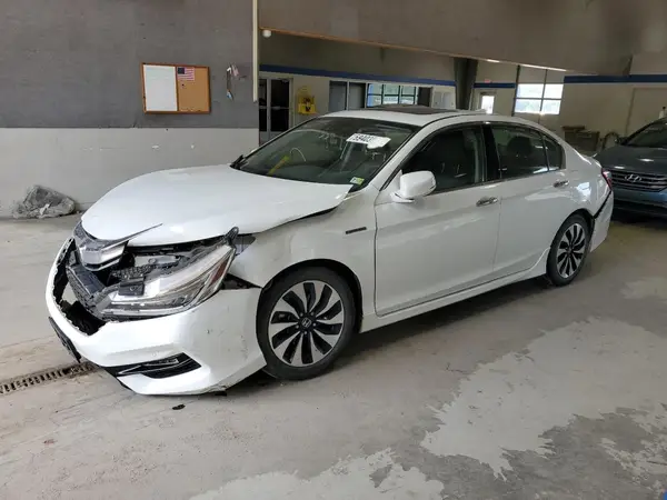 JHMCR6F73HC028149 2017 HONDA ACCORD - Image 1