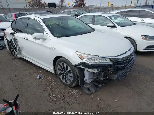 JHMCR6F73HC800732 2017 HONDA ACCORD - Image 1