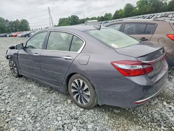 JHMCR6F74HC000926 2017 HONDA ACCORD - Image 2