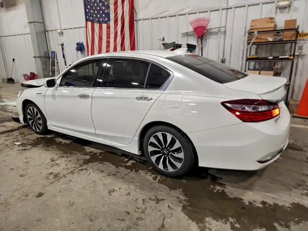 JHMCR6F74HC002675 2017 HONDA ACCORD - Image 2