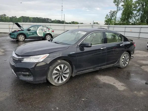 JHMCR6F74HC003020 2017 HONDA ACCORD - Image 1