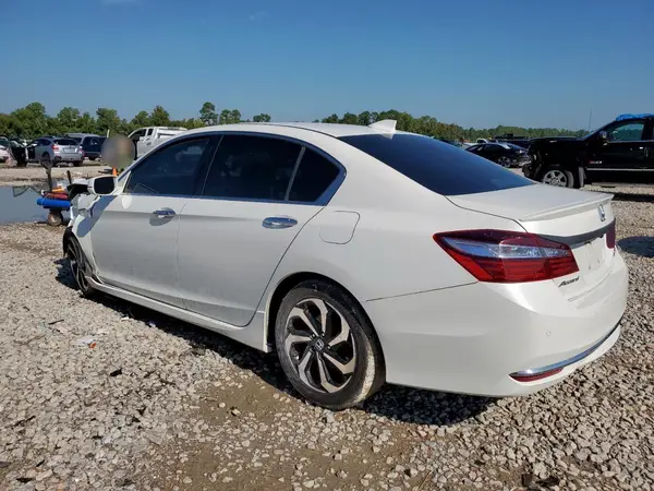 JHMCR6F74HC004426 2017 HONDA ACCORD - Image 2