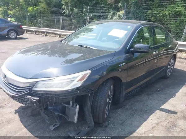 JHMCR6F74HC005706 2017 HONDA ACCORD - Image 2