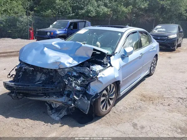 JHMCR6F74HC009223 2017 HONDA ACCORD - Image 2