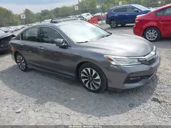 JHMCR6F74HC018679 2017 HONDA ACCORD
