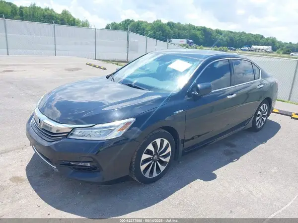 JHMCR6F74HC019590 2017 HONDA ACCORD - Image 2