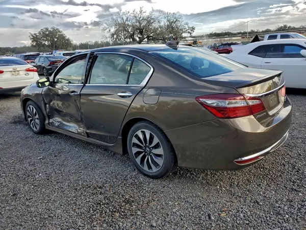 JHMCR6F74HC022473 2017 HONDA ACCORD - Image 2