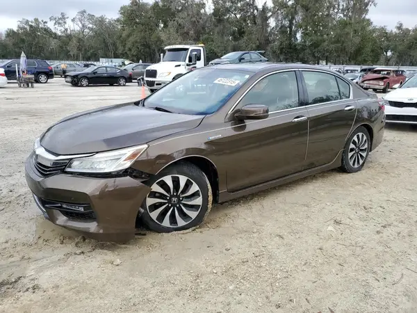 JHMCR6F74HC023722 2017 HONDA ACCORD - Image 1