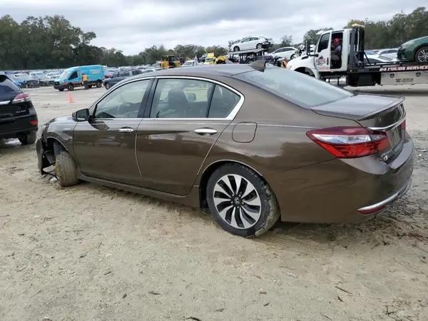 JHMCR6F74HC023722 2017 HONDA ACCORD - Image 2