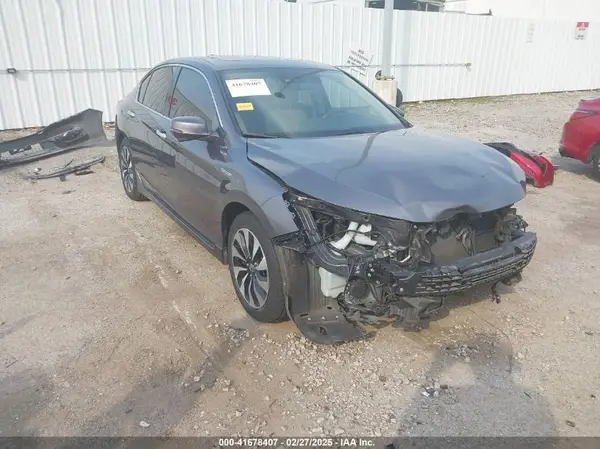 JHMCR6F74HC027883 2017 HONDA ACCORD - Image 1