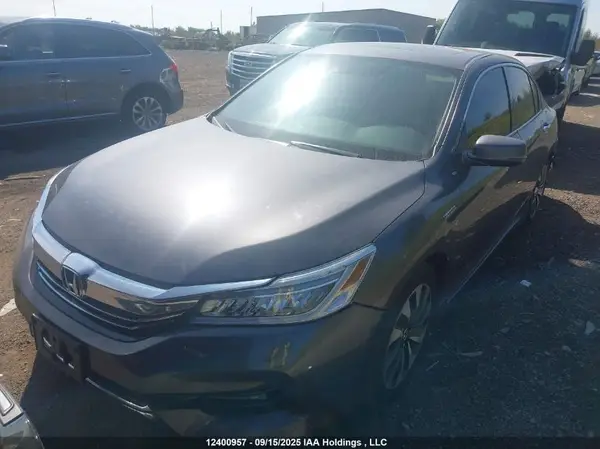 JHMCR6F74HC800710 2017 HONDA ACCORD - Image 2