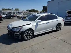 JHMCR6F75HC000336 2017 HONDA ACCORD