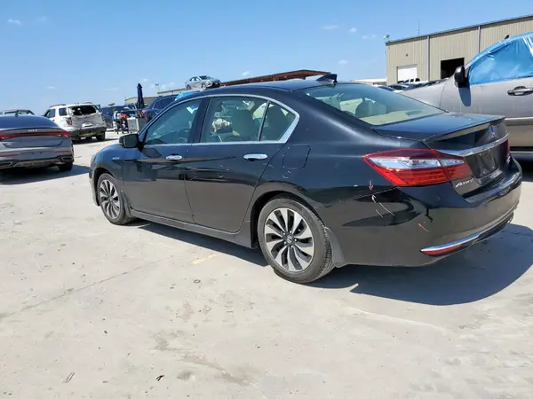 JHMCR6F75HC001793 2017 HONDA ACCORD - Image 2
