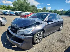 JHMCR6F75HC003401 2017 HONDA ACCORD