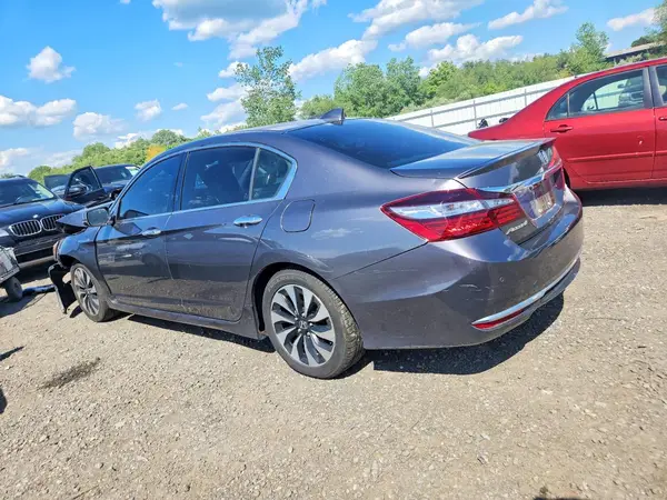 JHMCR6F75HC003401 2017 HONDA ACCORD - Image 2