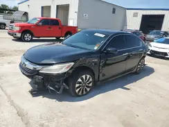 JHMCR6F75HC005696 2017 HONDA ACCORD