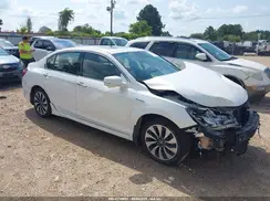 JHMCR6F75HC007142 2017 HONDA ACCORD