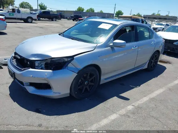 JHMCR6F75HC015077 2017 HONDA ACCORD - Image 2