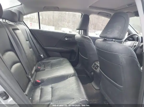 JHMCR6F75HC016374 2017 HONDA ACCORD - Image 8