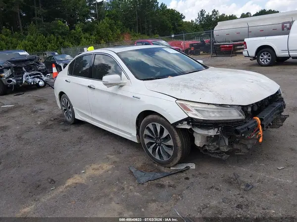 JHMCR6F75HC021140 2017 HONDA ACCORD - Image 1