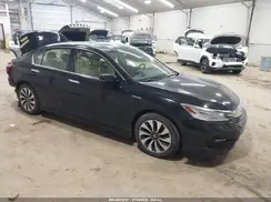JHMCR6F75HC021803 2017 HONDA ACCORD