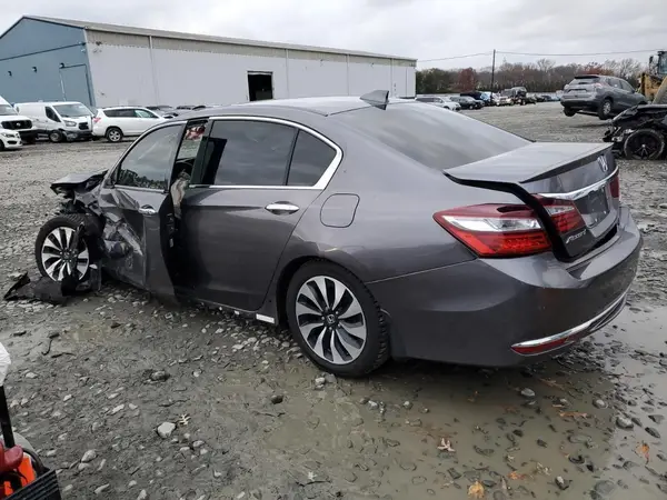 JHMCR6F75HC025947 2017 HONDA ACCORD - Image 2