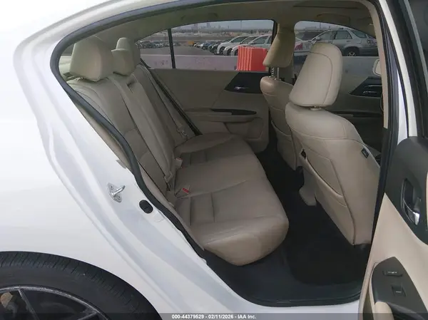 JHMCR6F75HC028296 2017 HONDA ACCORD - Image 8