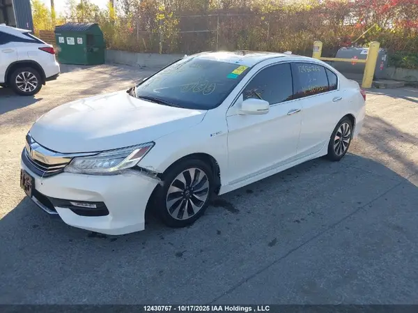 JHMCR6F75HC800733 2017 HONDA ACCORD - Image 2