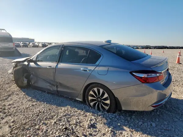JHMCR6F76HC002306 2017 HONDA ACCORD - Image 2