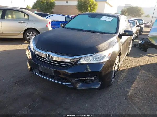 JHMCR6F76HC003035 2017 HONDA ACCORD - Image 2