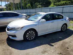 JHMCR6F76HC004427 2017 HONDA ACCORD