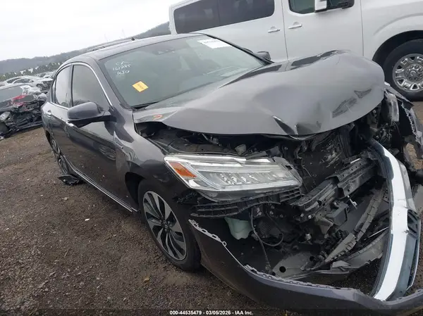 JHMCR6F76HC006209 2017 HONDA ACCORD - Image 1