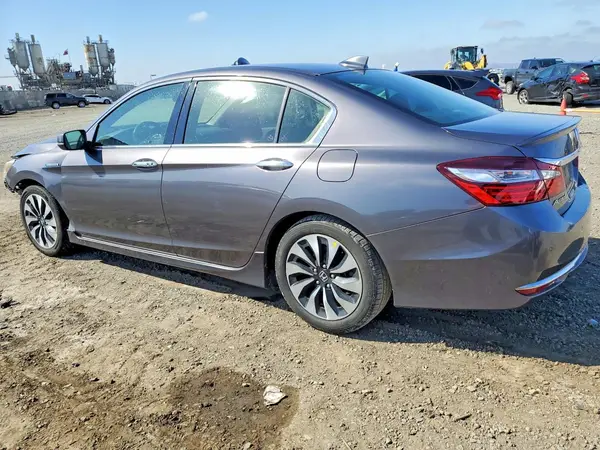 JHMCR6F76HC007554 2017 HONDA ACCORD - Image 2