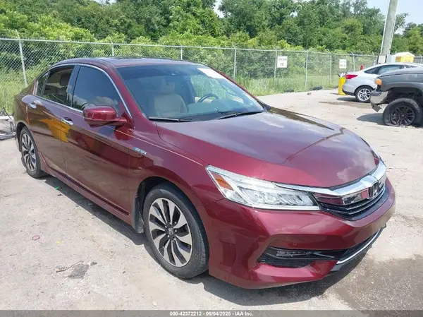 JHMCR6F76HC007697 2017 HONDA ACCORD - Image 1