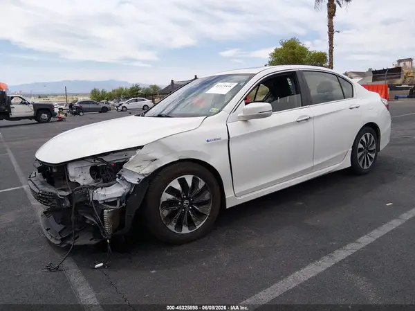 JHMCR6F76HC008493 2017 HONDA ACCORD - Image 2