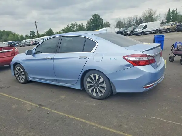 JHMCR6F76HC011751 2017 HONDA ACCORD - Image 2