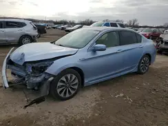 JHMCR6F76HC012608 2017 HONDA ACCORD