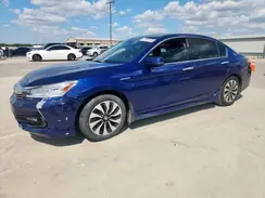 JHMCR6F76HC013256 2017 HONDA ACCORD