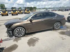 JHMCR6F76HC013824 2017 HONDA ACCORD
