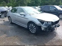 JHMCR6F76HC016528 2017 HONDA ACCORD