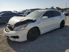 JHMCR6F76HC017078 2017 HONDA ACCORD