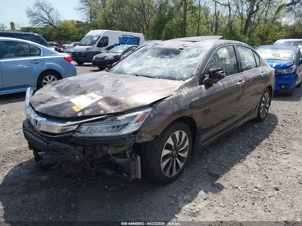 JHMCR6F76HC018862 2017 HONDA ACCORD - Image 2