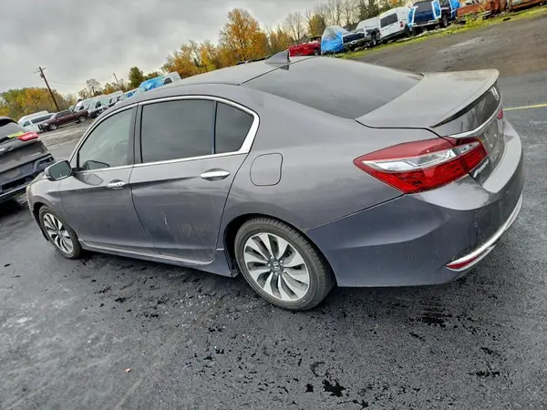 JHMCR6F76HC020787 2017 HONDA ACCORD - Image 2