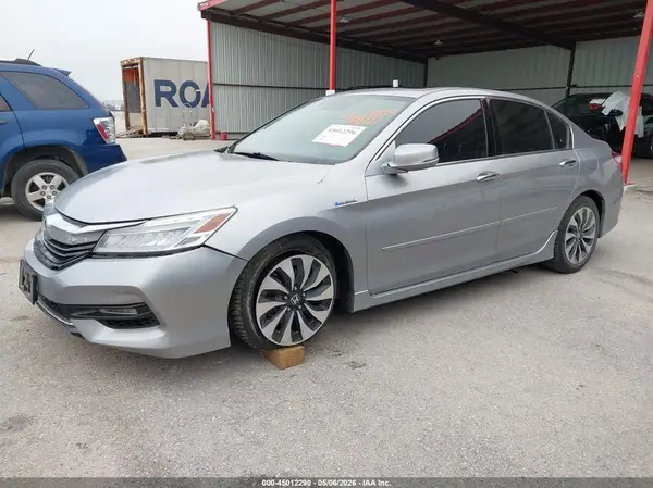 JHMCR6F76HC022197 2017 HONDA ACCORD - Image 2